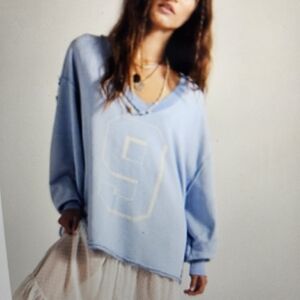 Free People We The Free Venice V-Neck Graphic Sweatshirt SZ XL NWT